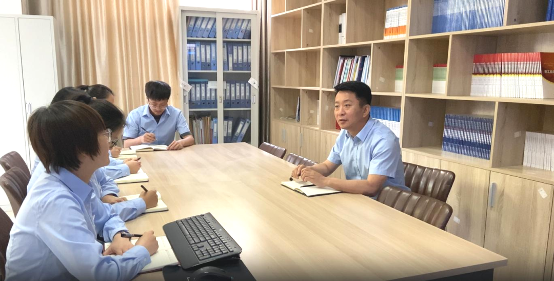 王向伟1.jpg